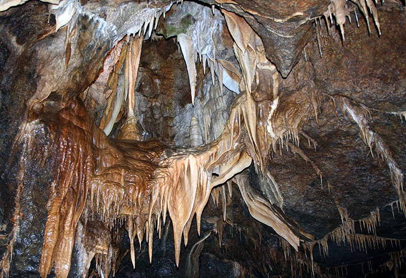 1609-marble-arch-caves