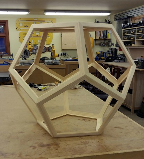 1702 Dodecahedron.jpg