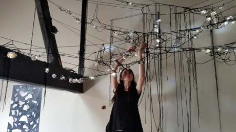 1708 Elizabeth Murton installing