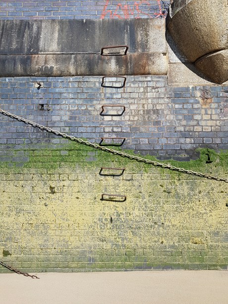 1902 mattering walk wall