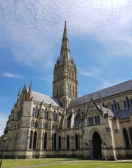 1905 salisbury cathedral