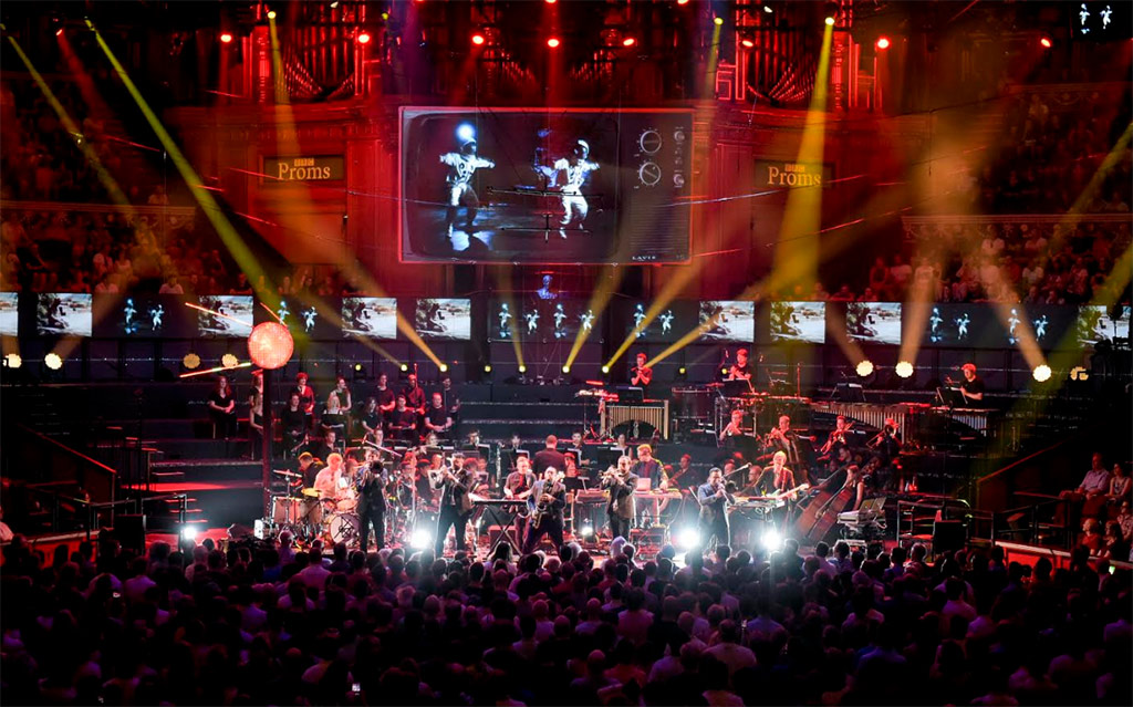 1907 race for space prom