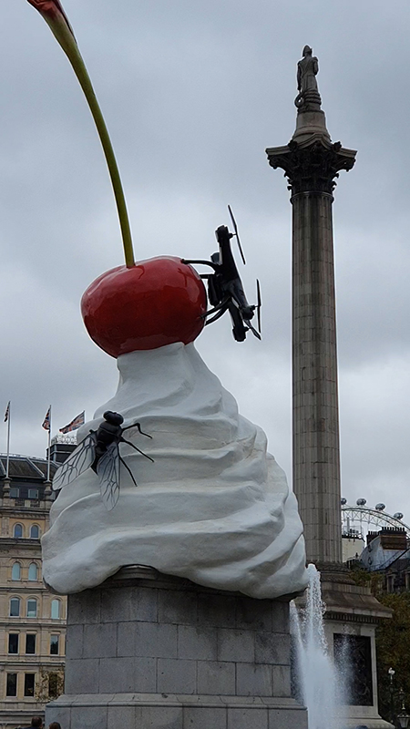 2010 heather phillipson The End